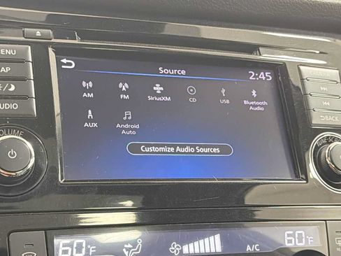 Used 2019 Nissan Rogue SL w/ Premium Package AWD/4WD image 18