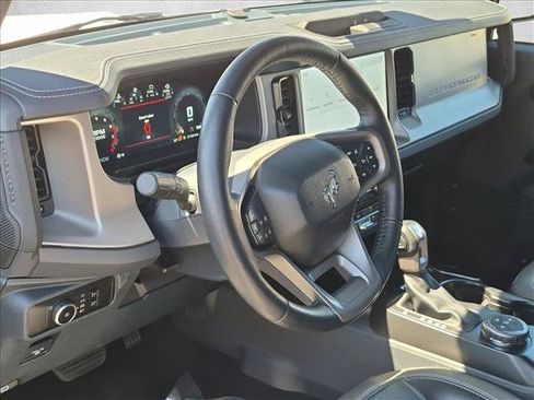 Used 2025 Ford Bronco Outer Banks AWD/4WD image 10