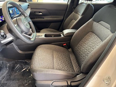 Used 2026 Nissan Kicks SV w/ Cold Weather Package FWD image 21