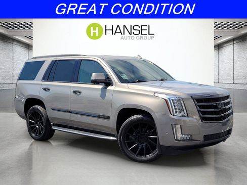 Used 2017 Cadillac Escalade Luxury AWD/4WD image 1