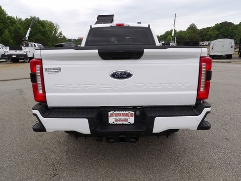 Used 2024 Ford F250 XL w/ STX Appearance Package AWD/4WD image 6