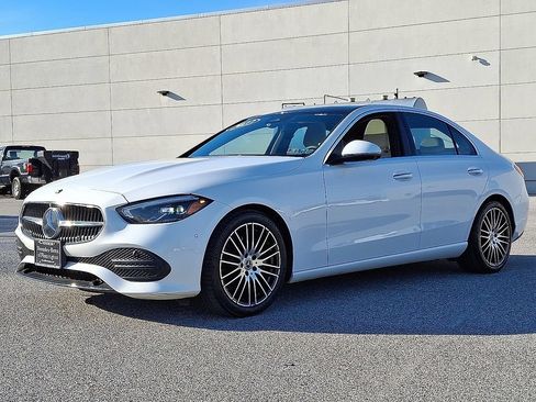 Used 2023 Mercedes-Benz C 300 4MATIC Sedan image 6