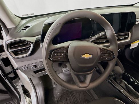 New 2026 Chevrolet TrailBlazer LS w/ LS Convenience Package AWD/4WD image 5