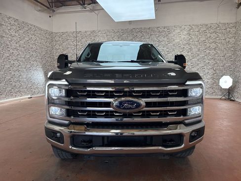 Used 2024 Ford F250 Lariat image 2