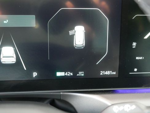 Used 2024 Kia EV9 Land AWD/4WD image 21