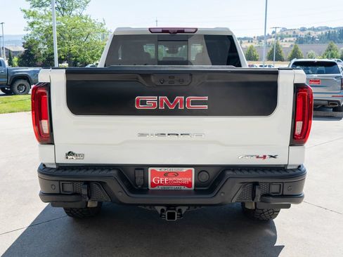 Certified 2024 GMC Sierra 1500 AT4X w/ AT4X AEV Edition AWD/4WD image 6