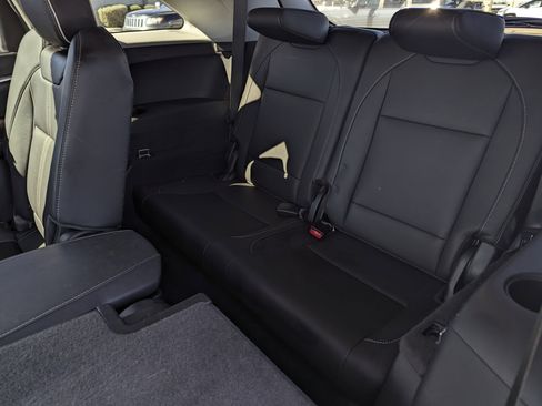 Used 2019 Acura MDX w/Advance Pkg image 8