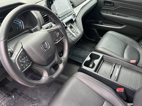 Certified 2023 Honda Odyssey Sport image 10