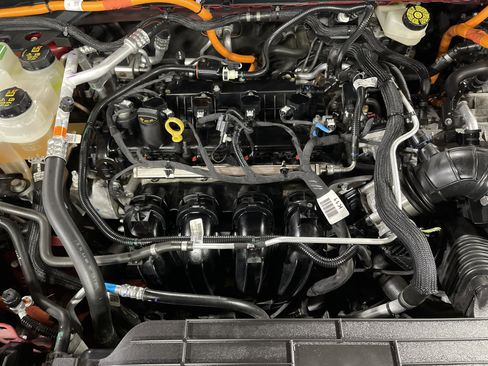 Used 2022 Ford Escape SE image 16