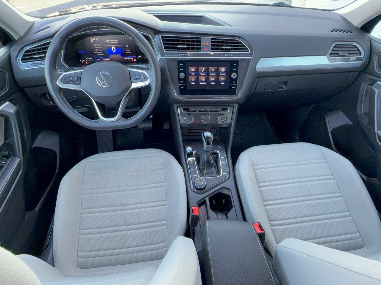 Certified 2024 Volkswagen Tiguan S AWD/4WD image 17