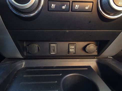 Used 2016 Toyota Tundra 1794 Edition image 16