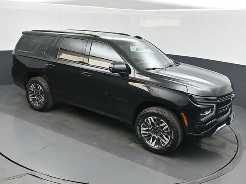 Used 2025 Chevrolet Tahoe Z71 AWD/4WD image 28