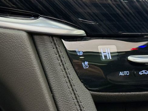 Used 2024 Cadillac XT6 Premium Luxury image 22