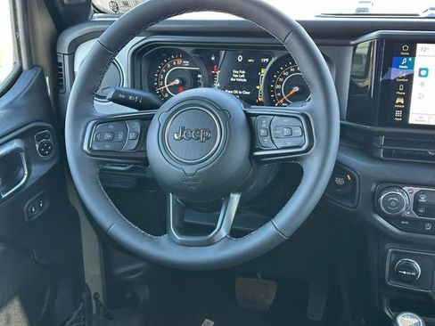 New 2026 Jeep Gladiator Sport AWD/4WD image 6