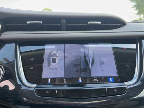 Used 2024 Cadillac XT6 Premium Luxury w/ Technology Package FWD image 30