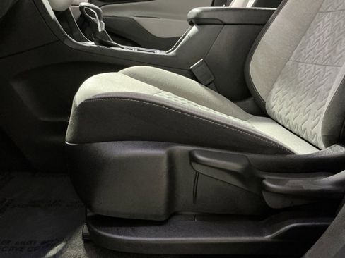 Used 2023 Chevrolet Equinox LS w/ Driver Confidence II Package FWD image 15