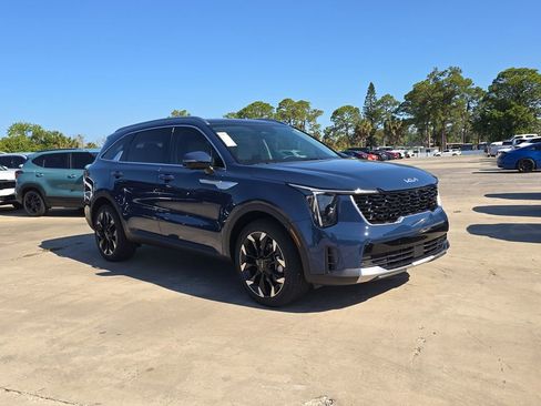 New 2026 Kia Sorento SX FWD image 2