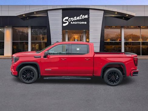 Used 2024 GMC Sierra 1500 Elevation AWD/4WD image 2