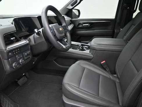 Used 2026 Chevrolet Tahoe LT w/ Comfort Package image 11