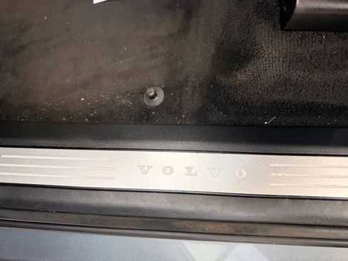 Used 2019 Volvo XC90 T5 Momentum AWD/4WD image 12