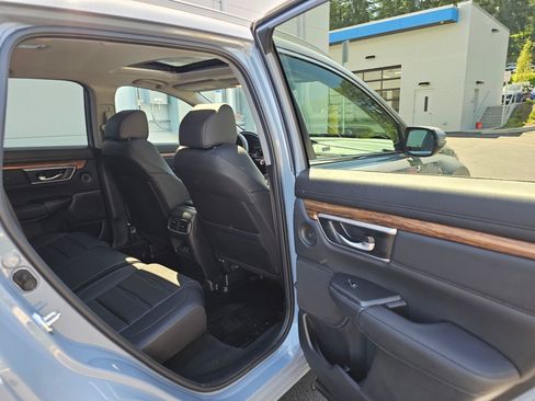 Used 2022 Honda CR-V Touring image 14