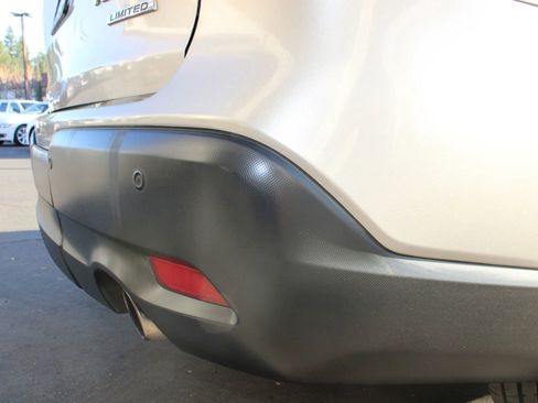 Used 2019 Subaru Ascent Limited image 44