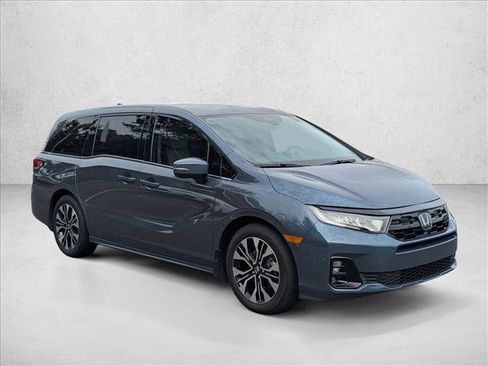 Certified 2025 Honda Odyssey Elite image 3