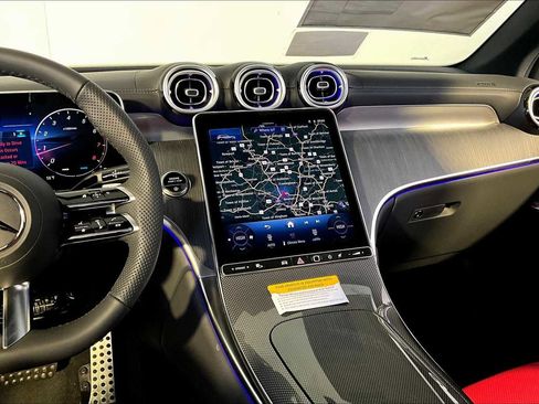 New 2026 Mercedes-Benz GLC 300 4MATIC image 8