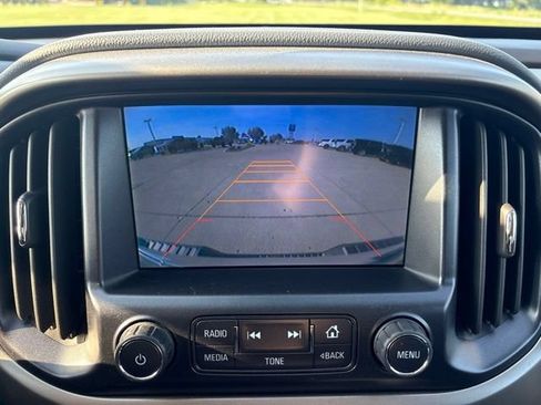 Used 2015 Chevrolet Colorado Z71 w/ LPO, Gearon Bar Package AWD/4WD image 33