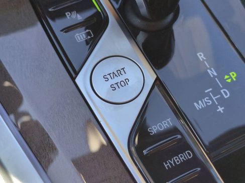 Used 2022 BMW X5 xDrive45e image 29