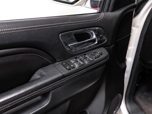 Used 2013 Cadillac Escalade Platinum RWD image 56