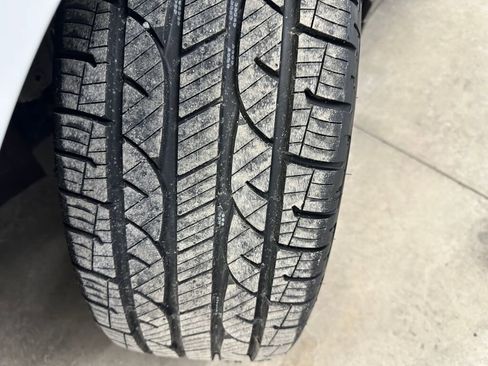 Certified 2023 Chevrolet Equinox RS w/ LPO, Floor Liner Package image 38