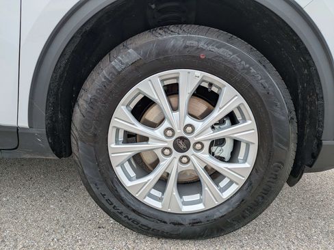Used 2025 Ford Escape Active AWD/4WD image 11