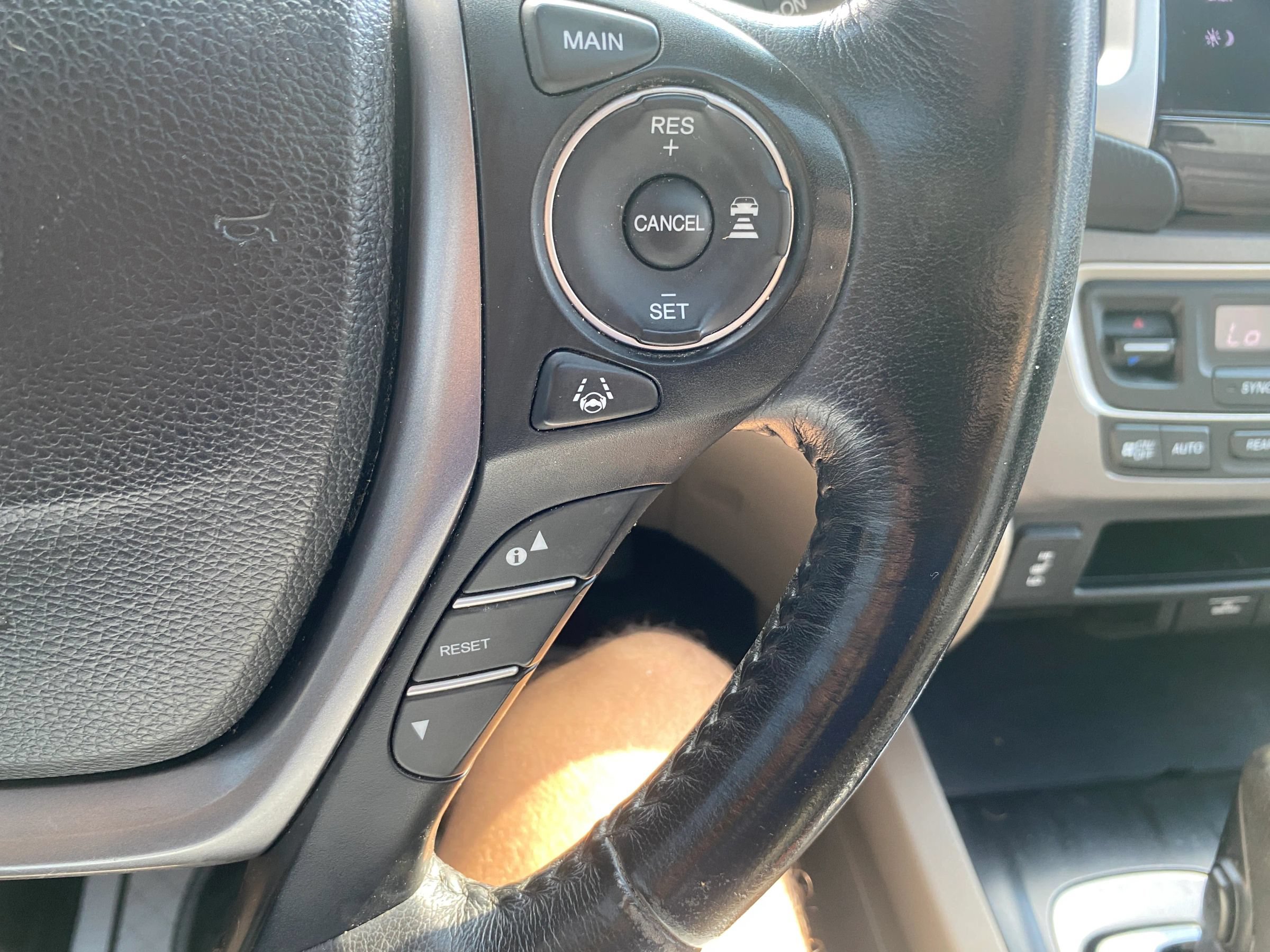 Used 2016 Honda Pilot EX-L image 18