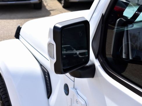 Used 2024 Jeep Wrangler High Altitude image 15