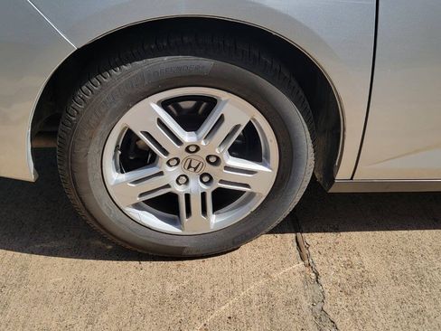 Used 2013 Honda Odyssey Touring image 21