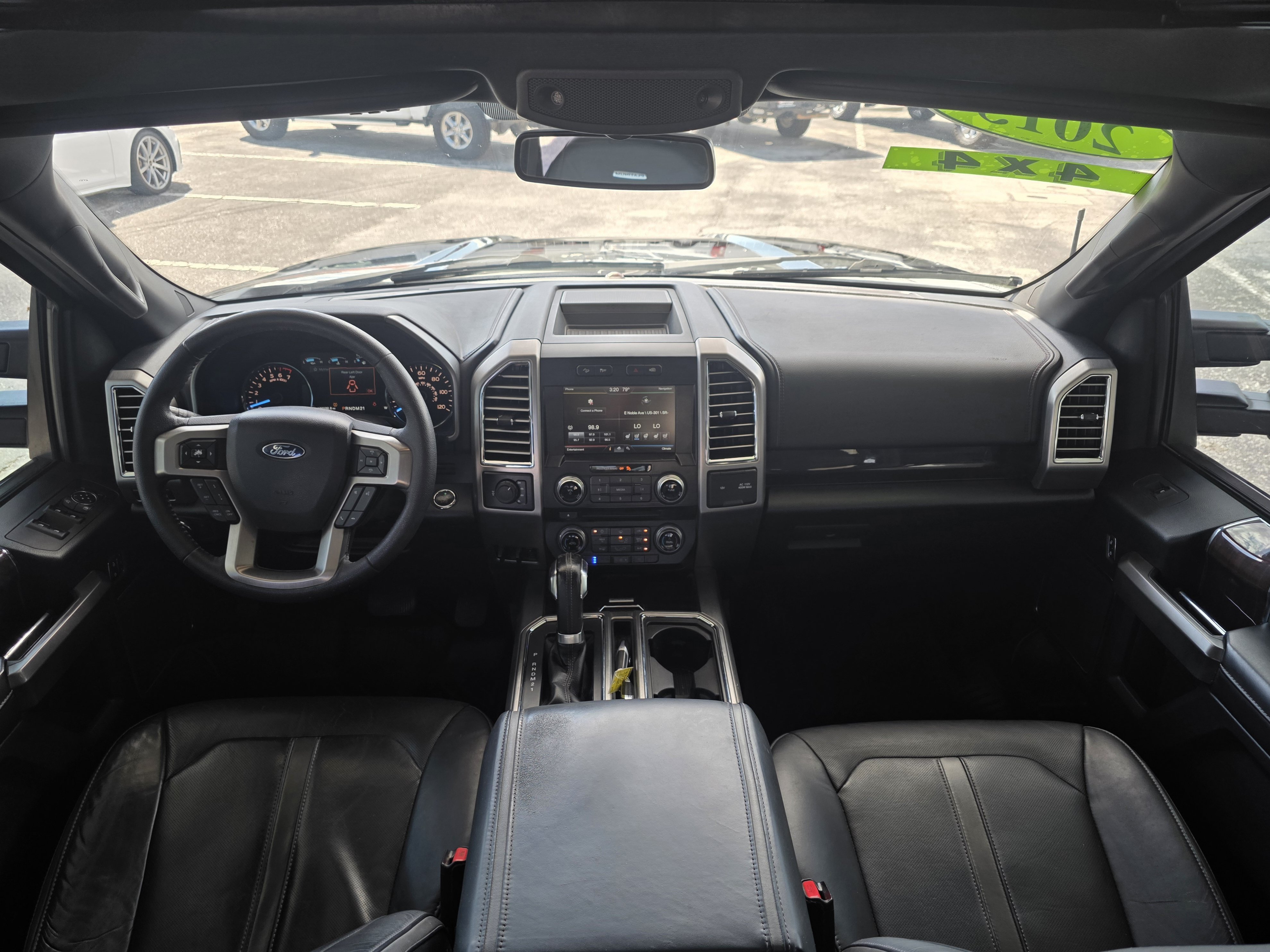 Used 2015 Ford F150 Platinum w/ Equipment Group 701A Luxury AWD/4WD image 17