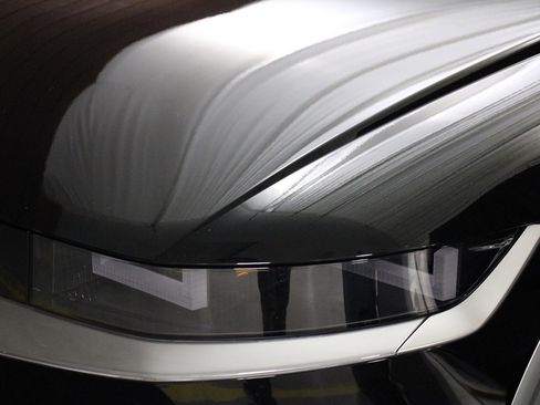 Used 2024 Hyundai Ioniq 5 Limited image 16