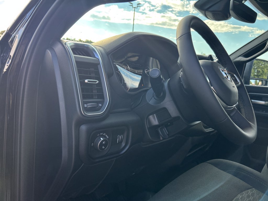 New 2026 RAM 2500 Big Horn AWD/4WD image 14