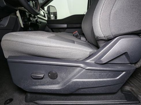 Used 2025 Ford F350 XLT image 36