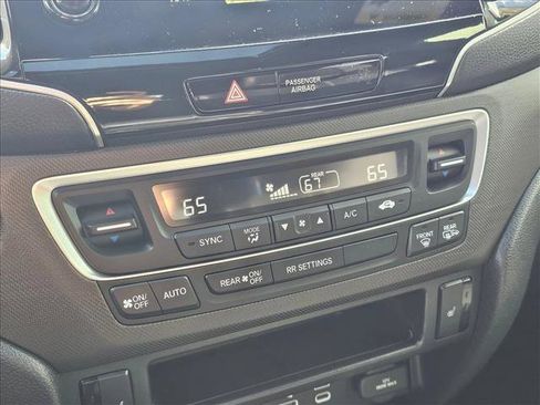 Used 2024 Honda Passport TrailSport image 27