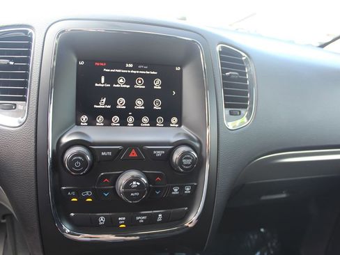 Used 2018 Dodge Durango SXT w/ 3rd Row Seating Group image 28