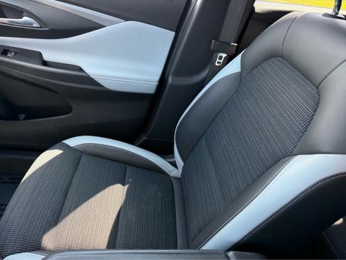 Used 2024 Buick Envista Preferred w/ Convenience I Package FWD image 28