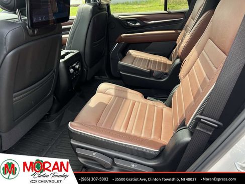 Certified 2024 GMC Yukon Denali Ultimate AWD/4WD image 13