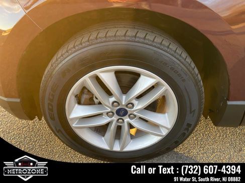 Used 2017 Ford Edge SEL w/ Equipment Group 201A image 31