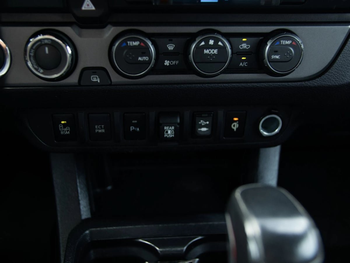 Used 2019 Toyota Tacoma TRD Pro AWD/4WD image 34