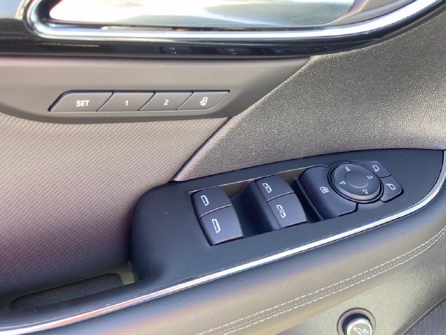 Certified 2025 Buick Envision Preferred AWD/4WD image 18