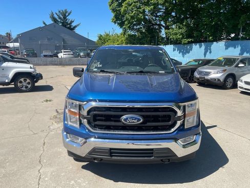 Used 2022 Ford F150 XLT AWD/4WD image 3