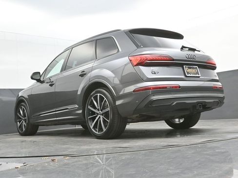 Used 2024 Audi Q7 3.0T Prestige image 32