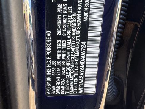 Used 2021 Porsche Cayenne image 38